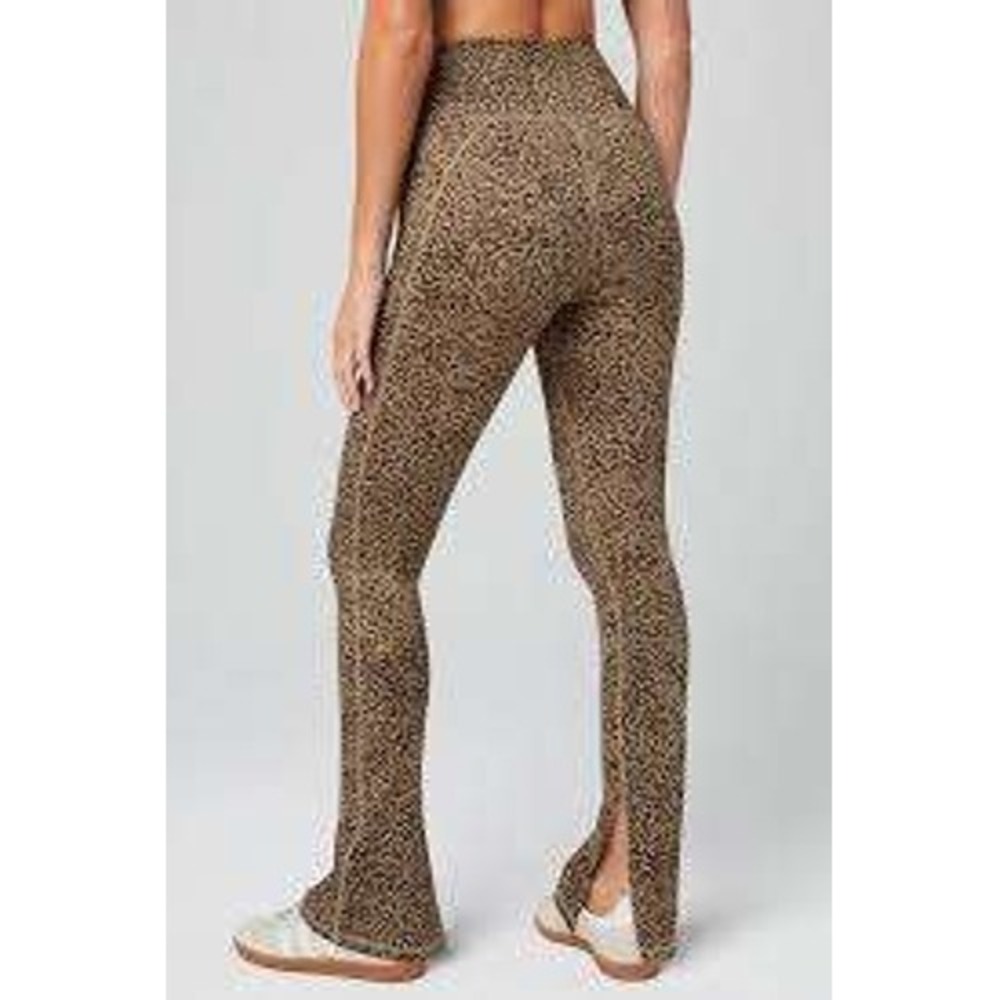 NWT Fabletics PowerHold Define Split Hem Pant Leopard Print High Waist Leggings - Picture 1 of 14